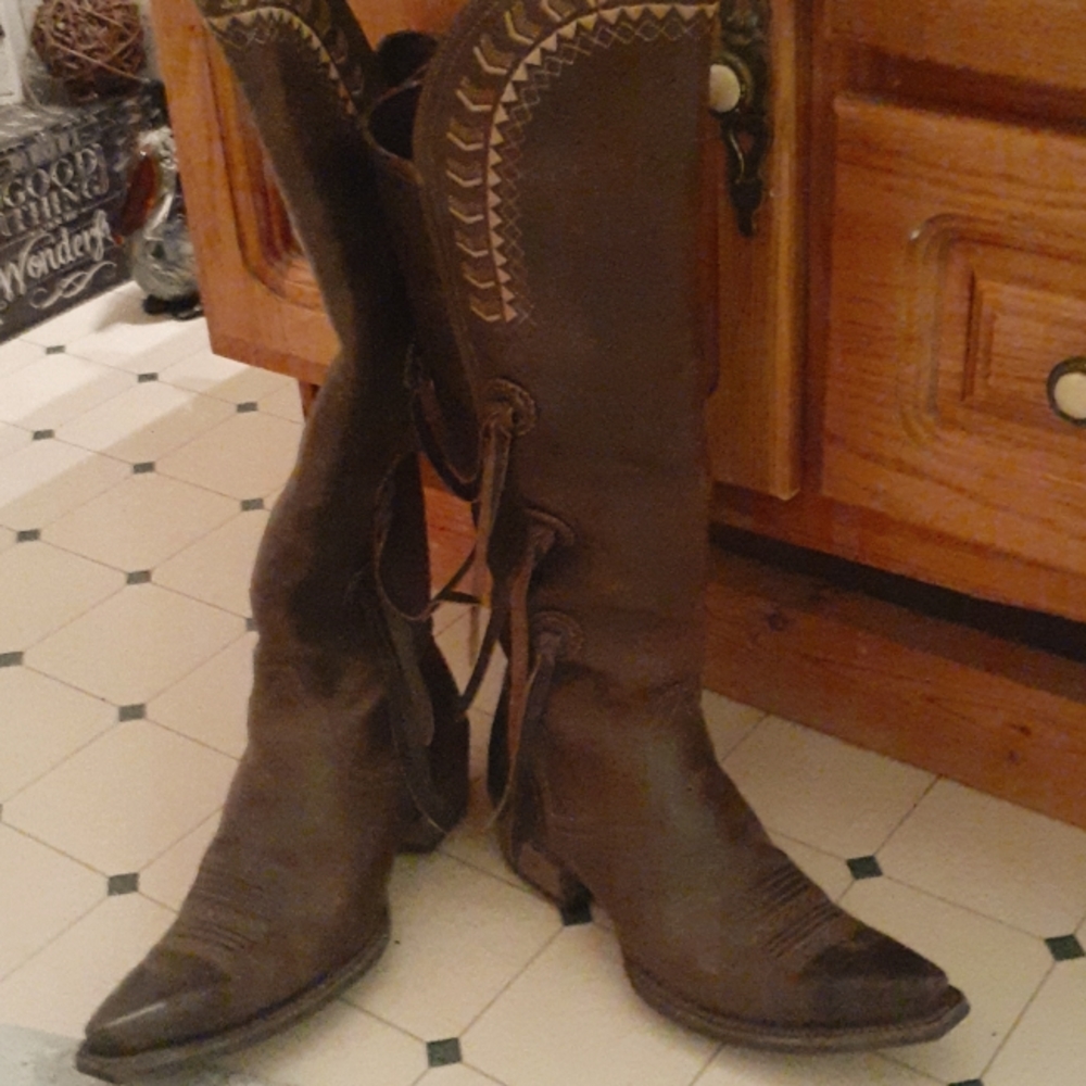 COPY - Ariat boots